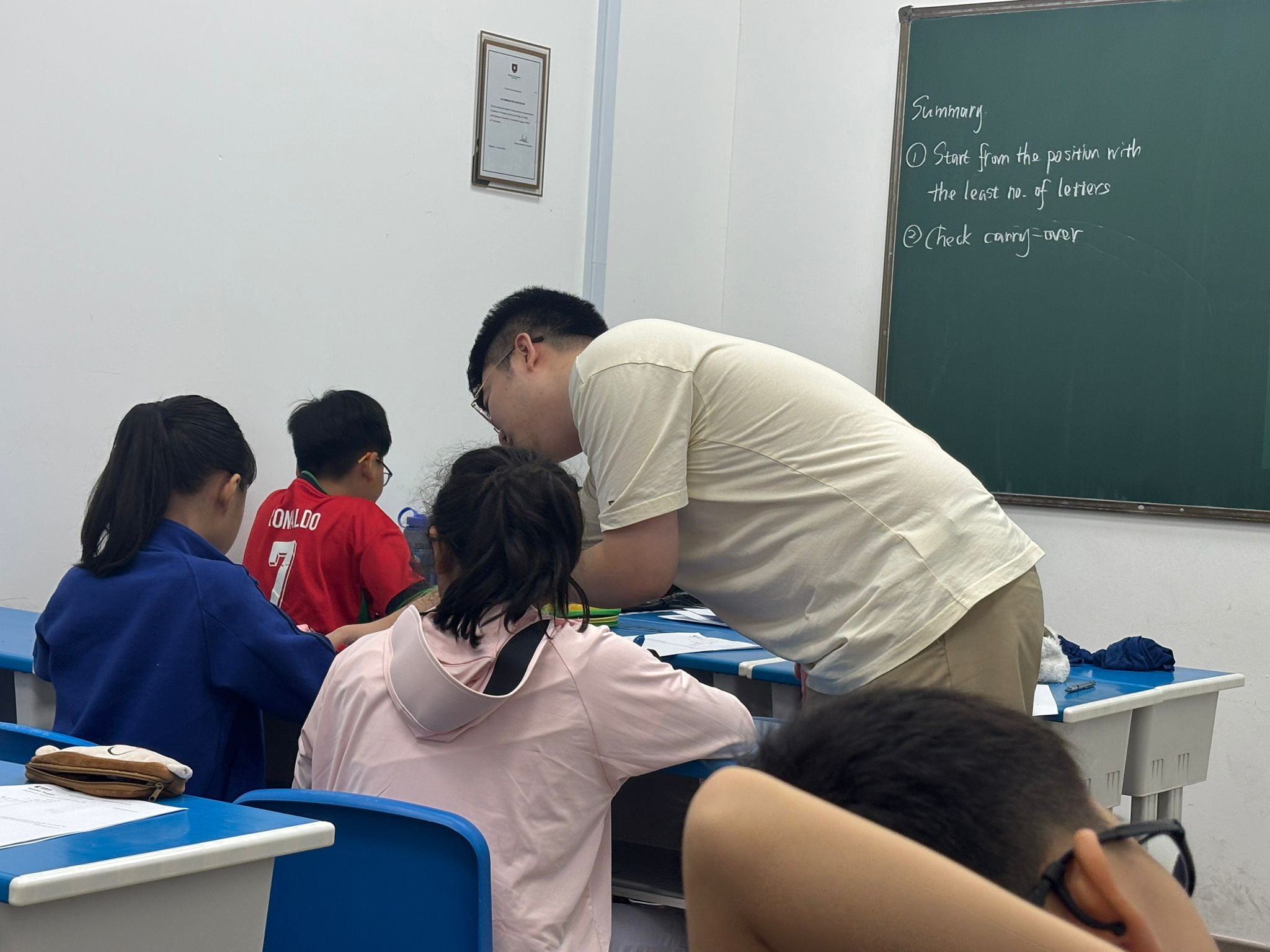 2afbda69-6260-44e3-a1a8-6a5a4700fe5e.jpg