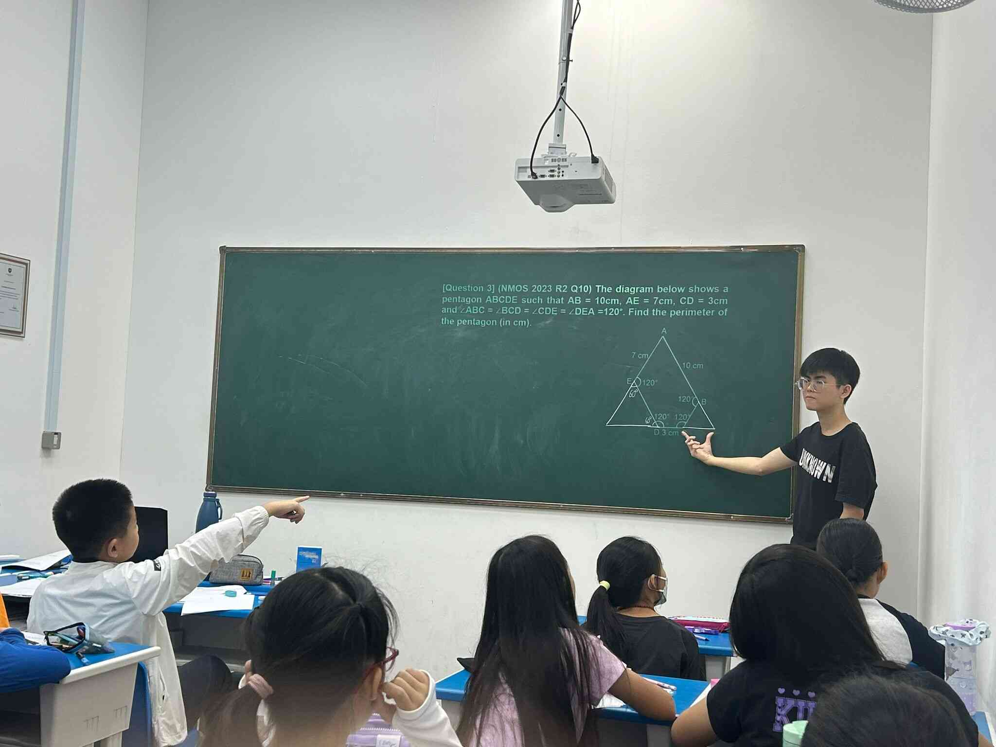 photo1.jpg